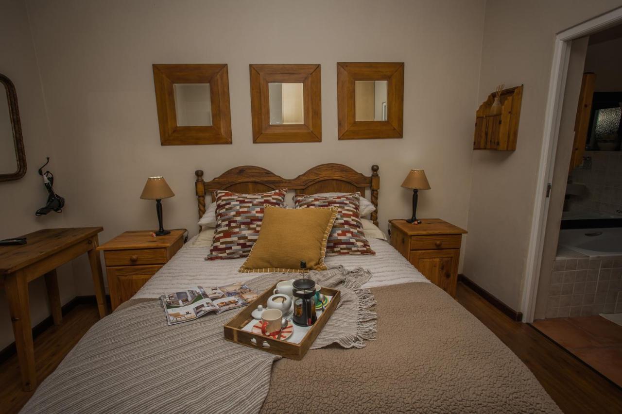 Auge 44 Guest Apartments Свелендам Екстериор снимка